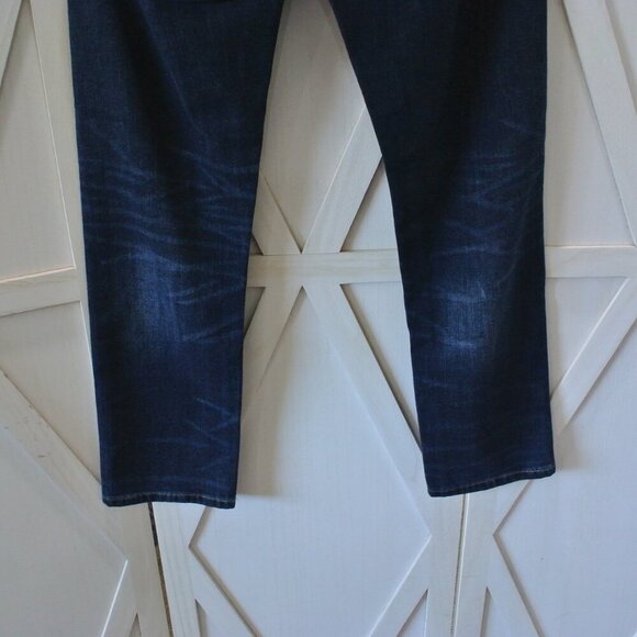 Henry & Belle Ankle Skinny Jeans in Newberry - Picture 7 of 8